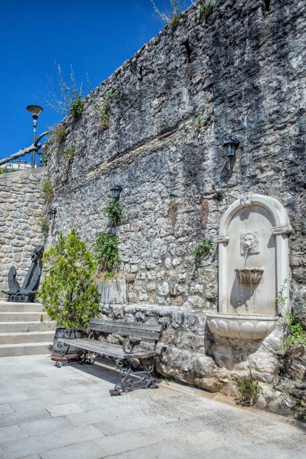 Kapetan Luxury Apartments Herceg Novi Exterior photo